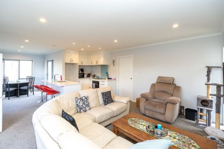 Photo of property in 3/13 Crosher Place, Silverdale, Hamilton, 3216