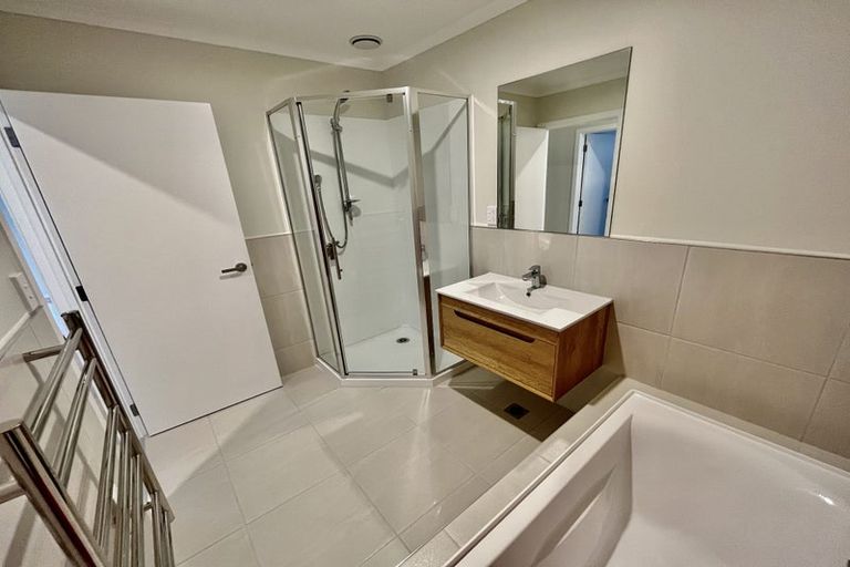 Photo of property in 16 Oderings Place, Huntington, Hamilton, 3210