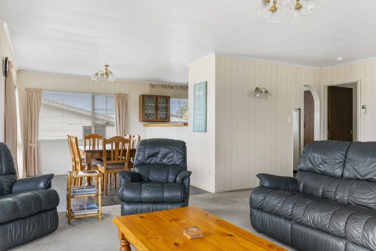 Photo of property in 63 Grace Crescent, Richmond Heights, Taupo, 3330