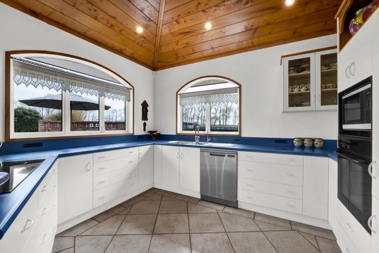 Photo of property in 211 Tawhiti Road, Hawera, 4672