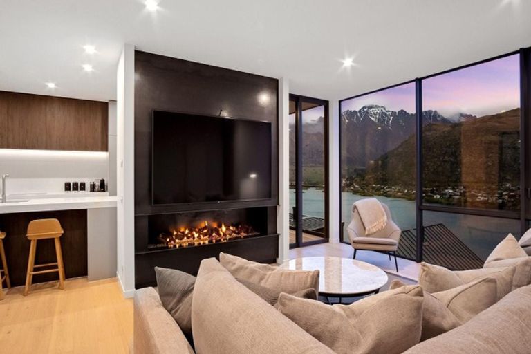 Photo of property in 13 Woods Lane, Queenstown, 9300