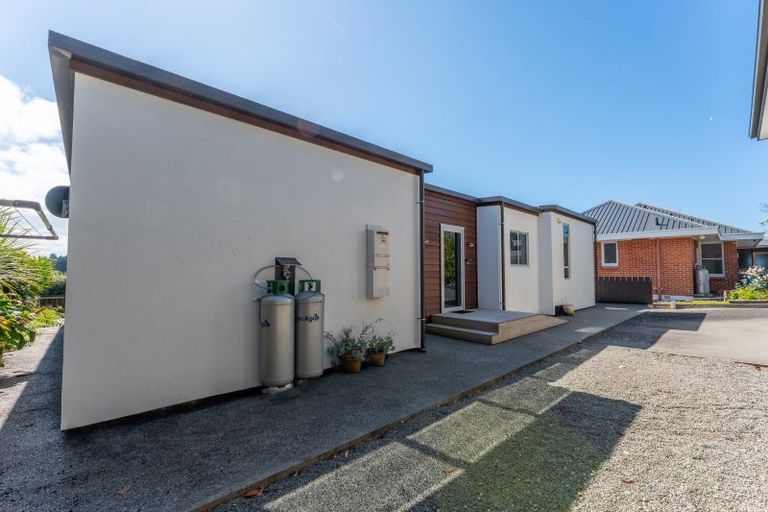 Photo of property in 174 Douglas Street, Highfield, Timaru, 7910