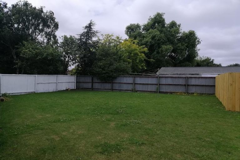 Photo of property in 44 Barnes Road, Redwood, Christchurch, 8051