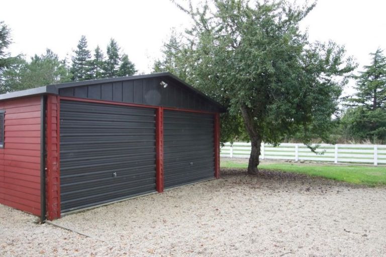 Photo of property in 5 Leslies Road, Cust, Rangiora, 7471