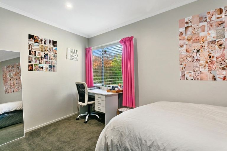 Photo of property in 2 Balmoral Drive, Hilltop, Taupo, 3330