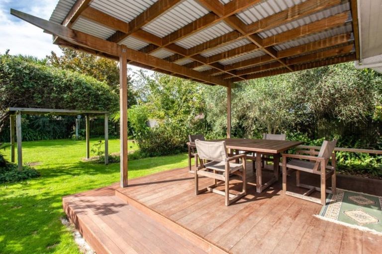 Photo of property in 8 Iranui Road, Inner Kaiti, Gisborne, 4010