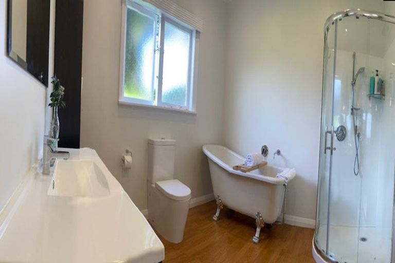 Photo of property in 18 Kent Terrace, Riverhead, 0820