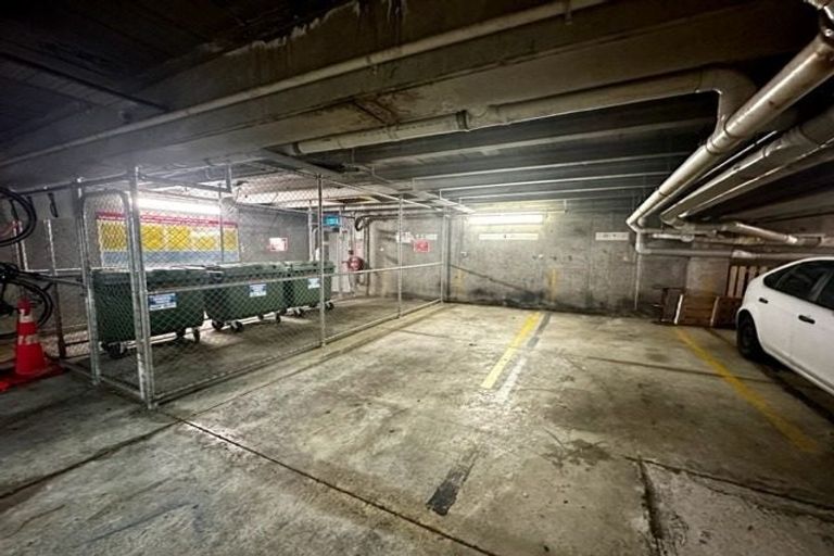 Photo of property in City Lodge, 604/115 Vivian Street, Te Aro, Wellington, 6011