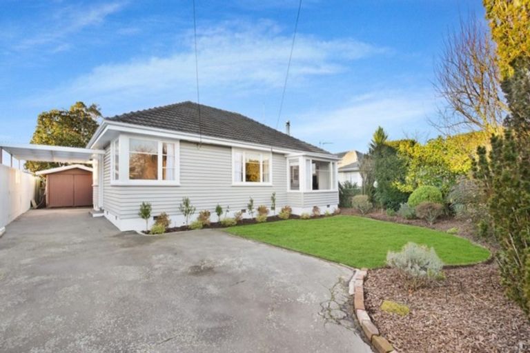 Photo of property in 16 Ariki Place, Hei Hei, Christchurch, 8042