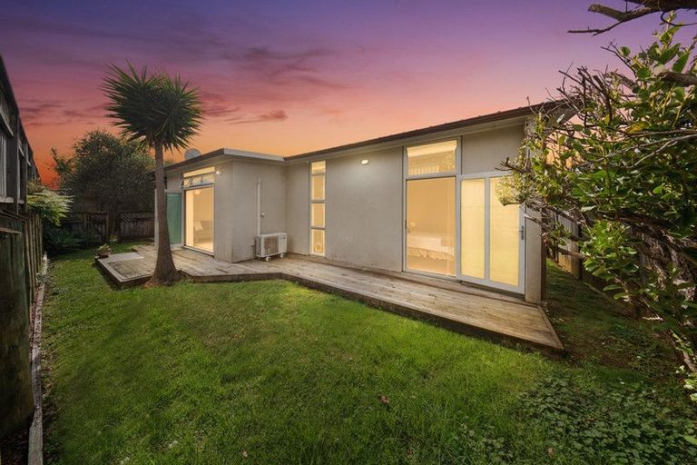 Photo of property in 3 Merlot Lane, Pukekohe, 2120