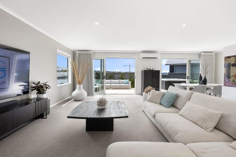 Photo of property in 19 Kuku Avenue, Red Beach, 0932