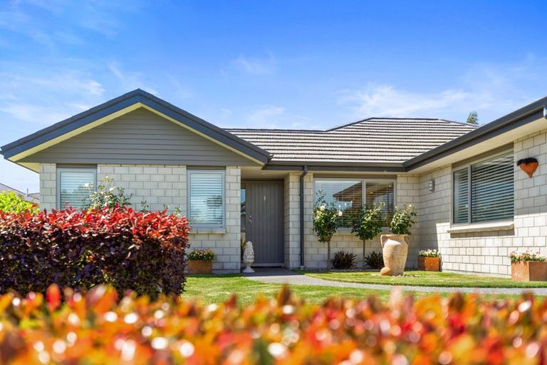 Photo of property in 10 Montia Close, Papamoa Beach, Papamoa, 3118
