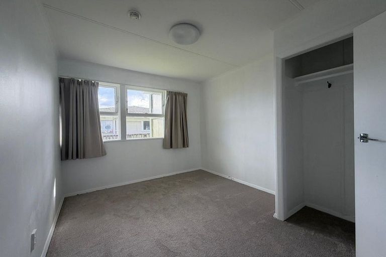 Photo of property in 76 Cambridge Terrace, Papatoetoe, Auckland, 2025