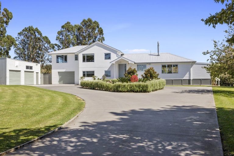 Photo of property in 822 Carrington Road, Hurworth, New Plymouth, 4371