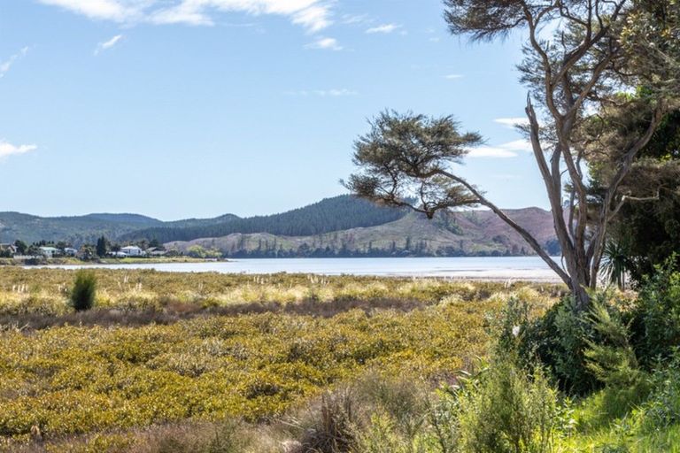 Photo of property in 123b Everitt Crescent, Whangamata, 3620