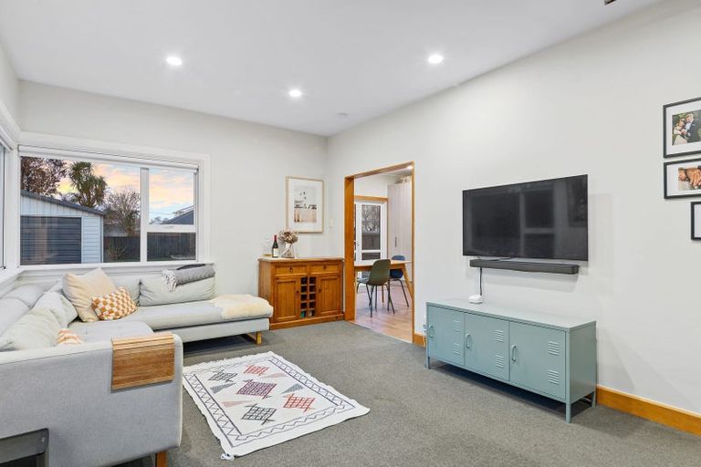 Photo of property in 8 Garnett Avenue, Spreydon, Christchurch, 8024