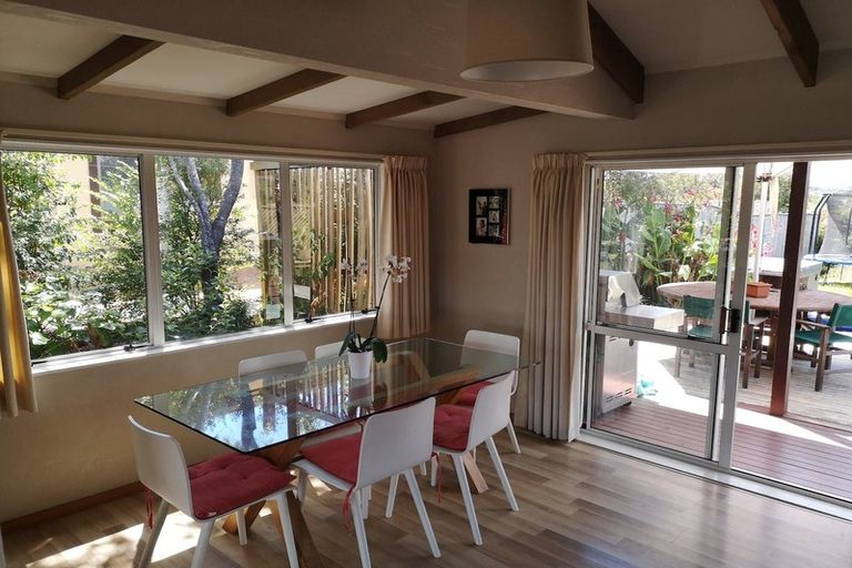 Photo of property in 19 Jay Court, Botany Downs, Auckland, 2010