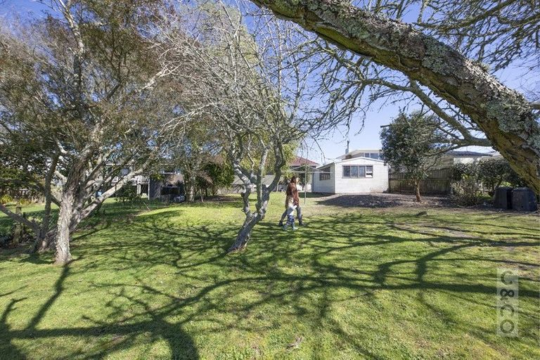 Photo of property in 30 Riverhead Road, Kumeu, 0810