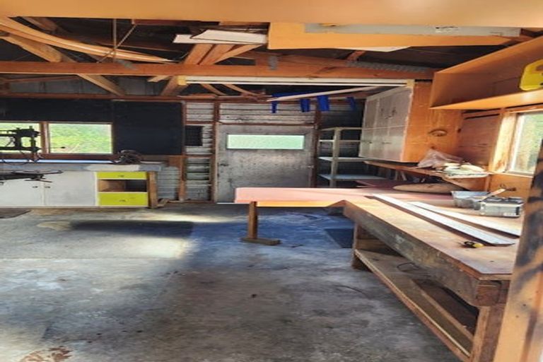 Photo of property in 6 Heath Grove, Waiwhetu, Lower Hutt, 5010