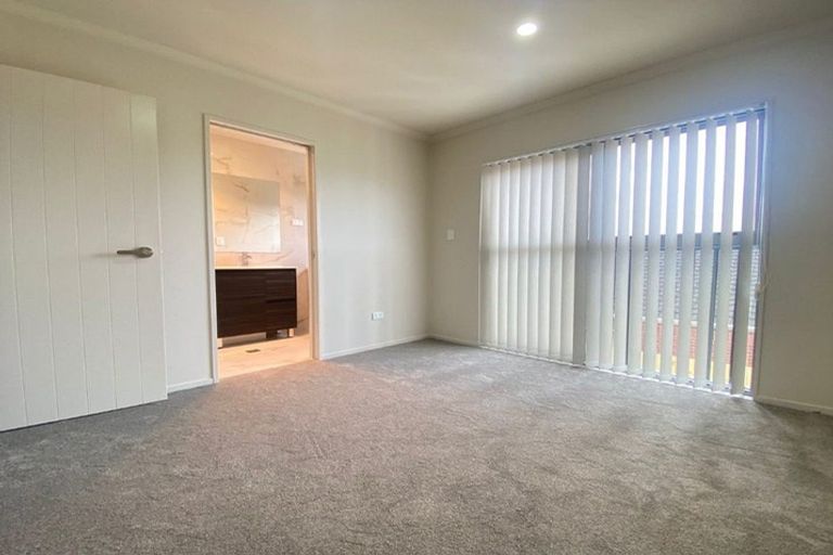 Photo of property in 7/55 Swaffield Road, Papatoetoe, Auckland, 2025