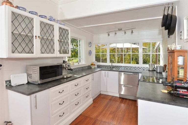 Photo of property in 50 Draffin Road, Poroti, Whangarei, 0179