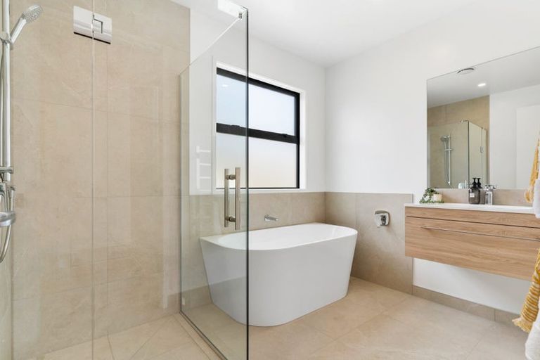 Photo of property in 5 Lynette Place, Pauanui, 3579