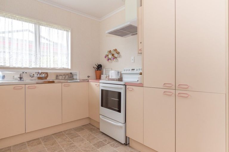 Photo of property in 55b Chatsworth Place, Highbury, Palmerston North, 4412