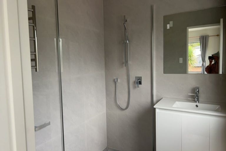 Photo of property in 47b Withers Road, Glen Eden, Auckland, 0602