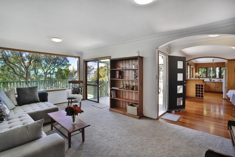 Photo of property in 55 Tanekaha Road, Titirangi, Auckland, 0604