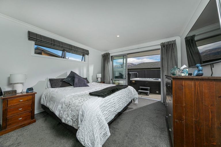 Photo of property in 9 Eldorado Place, Cromwell, 9310