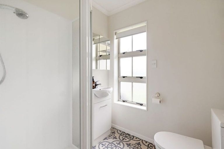 Photo of property in 2 Maahutaupeke Place, St Andrews, Hamilton, 3200