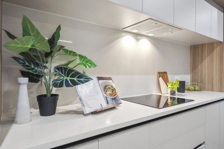 Photo of property in 2/1 Egremont Street, Belmont, Auckland, 0622