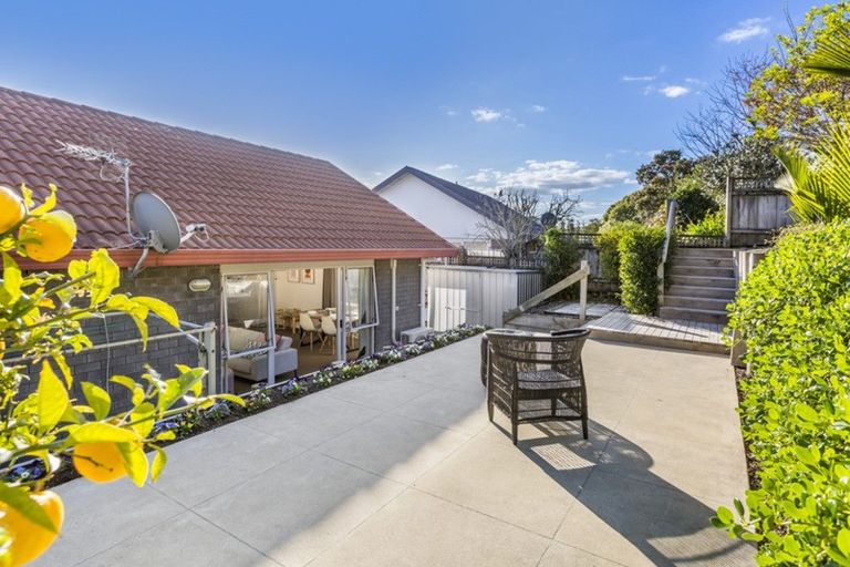 Photo of property in 15a Central Park Drive, Te Atatu South, Auckland, 0610