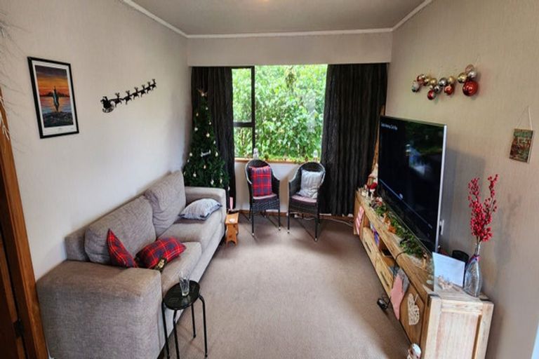 Photo of property in 103 Mangorei Road, Merrilands, New Plymouth, 4312