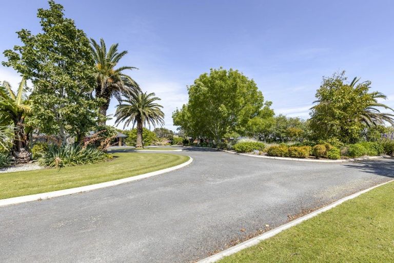 Photo of property in 1179 Devon Road, Bell Block, New Plymouth, 4373
