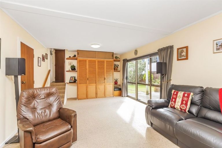 Photo of property in 9 Bowline Place, Whitby, Porirua, 5024