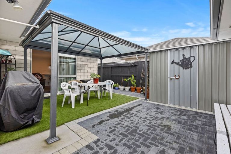 Photo of property in 12 Crest Way, Papamoa, 3118