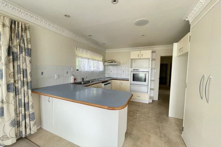 Photo of property in 94 Langana Avenue, Browns Bay, Auckland, 0630