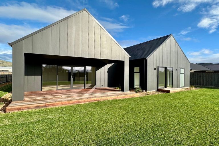 Photo of property in 10 Whareatea Road, Redwoodtown, 7201