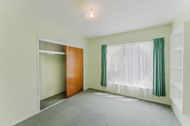 Photo of property in 50 Trelawney Crescent, Westown, New Plymouth, 4310
