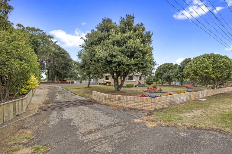 Photo of property in 1277 South Road, Manaia, Hawera, 4678