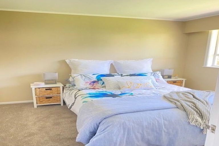 Photo of property in 2/111 Bond Crescent, Forrest Hill, Auckland, 0620