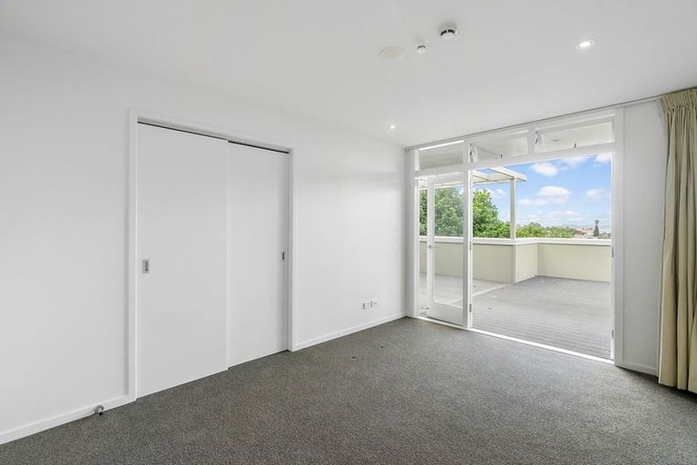 Photo of property in 1/39 Clarence Street, Devonport, Auckland, 0624