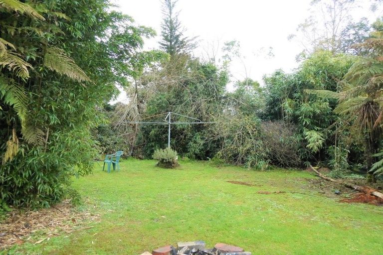 Photo of property in 33 Golf Links Road, Kaiata, Greymouth, 7805
