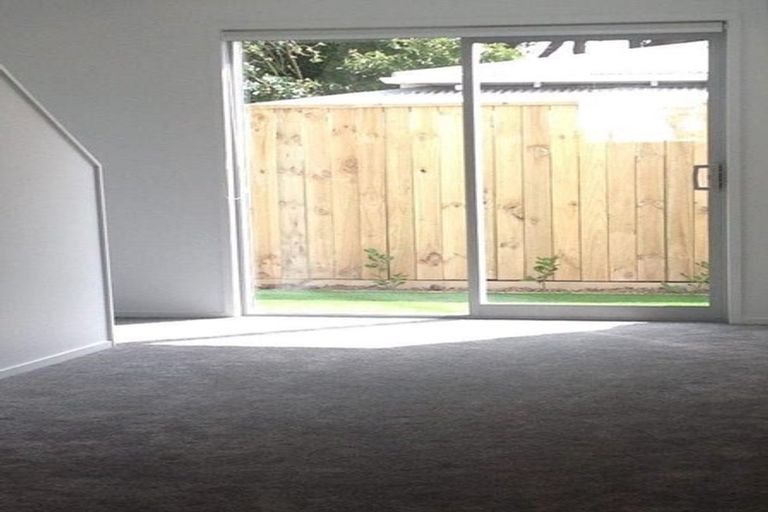 Photo of property in 1/29 Waiwhetu Road, Waiwhetu, Lower Hutt, 5010