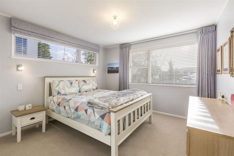 Photo of property in 3/11a Aratonga Avenue, Greenlane, Auckland, 1051