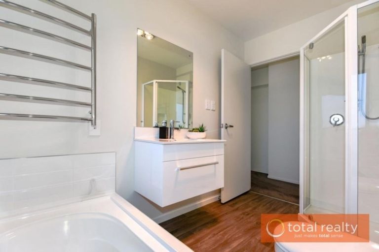 Photo of property in 12 Meyer Crescent, Halswell, Christchurch, 8025