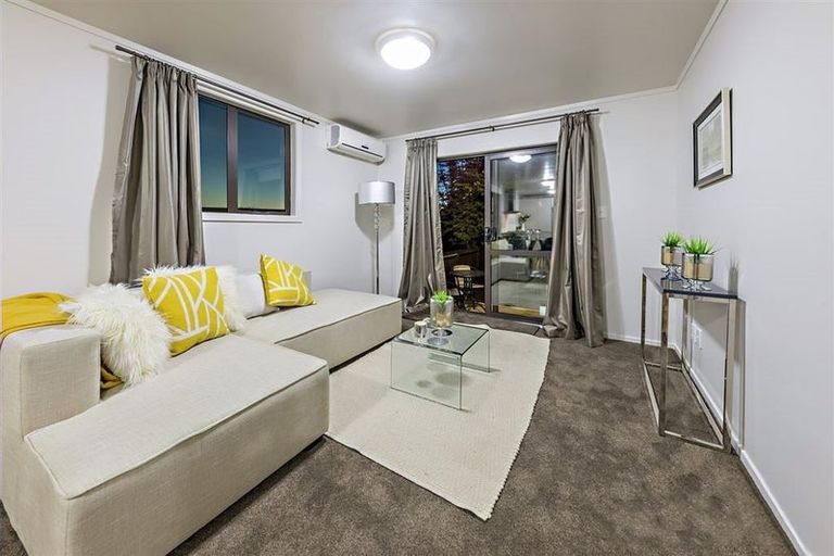 Photo of property in 236 Mahia Road, Weymouth, Auckland, 2103