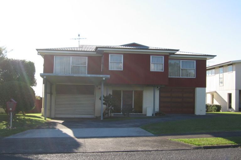 Photo of property in 30 Sea Spray Drive, Bucklands Beach, Auckland, 2012