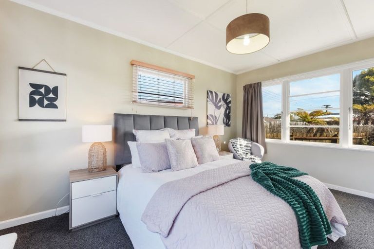 Photo of property in 2/50 Parkers Road, Tahunanui, Nelson, 7011